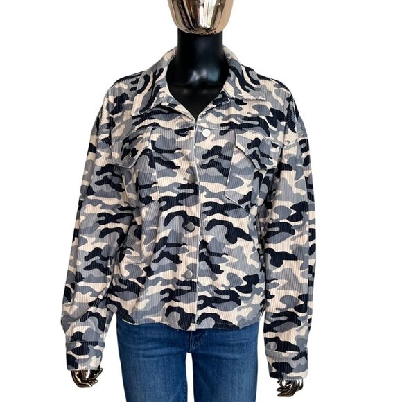 Savanna Jane Camo Utility Jacket - Black, Tan, Cream - Picture 4 of 10